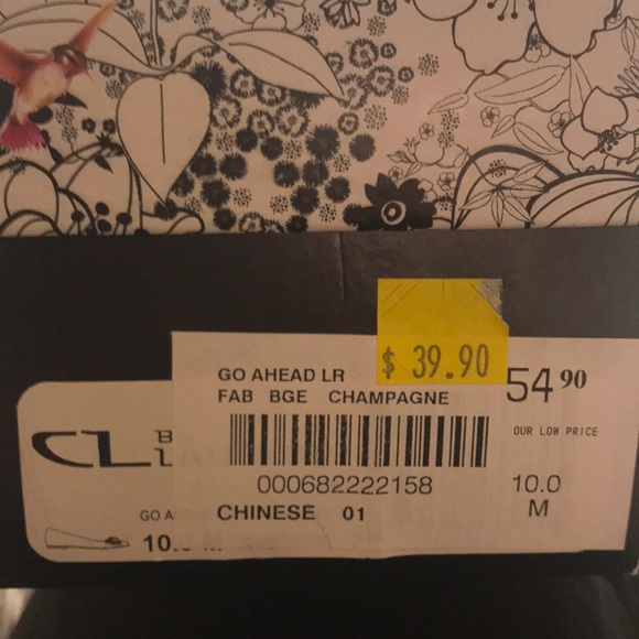 Champagne colored flats - Picture 6 of 6